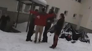 Misterul execuţiilor de lângă România se adânceşte. Ultimele imagini cu bărbaţii găsiţi morţi la o cabană