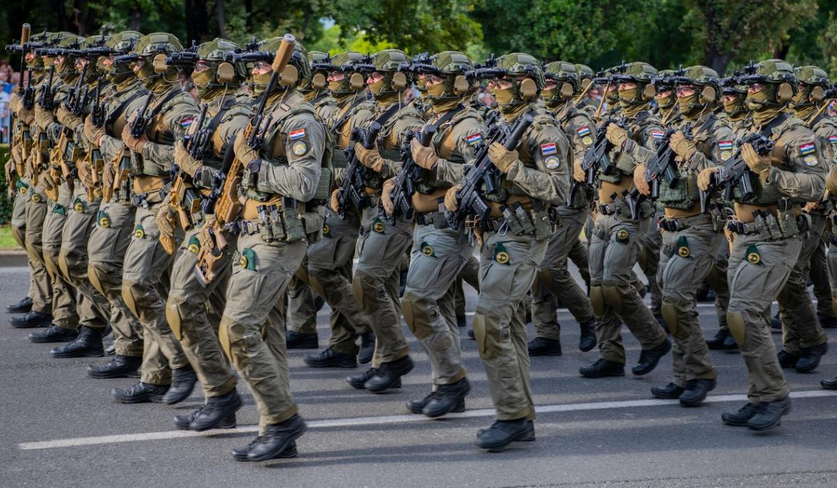 Croația reintroduce armata obligatorie după 17 ani. Lista ţărilor NATO care au impus aceeaşi măsură
