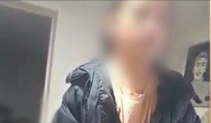 Mărturia șocantă a fetiței bătute de părinți și ignorată de autorități: „Îmi ținea mâna la gură ca să nu urlu”