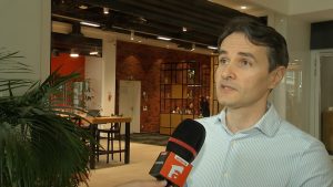 Director de bancă, sunat de un hacker care încerca să-l păcălească. „Vi s-a aprobat creditul”