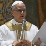 Papa Leon al XIV-lea și blocarea extinderii drepturilor pentru cuplurile de același sex: O analiză detaliată
