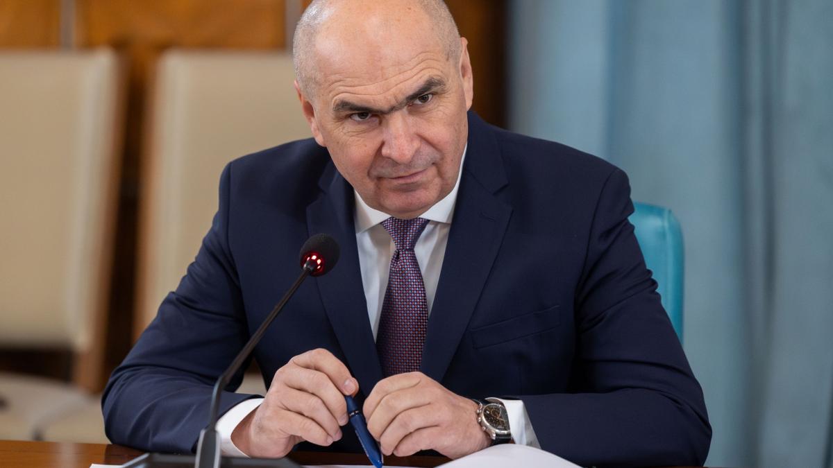 Ilie Bolojan și Impactul Moțiunii de Cenzură: O Analiză Amănunțită