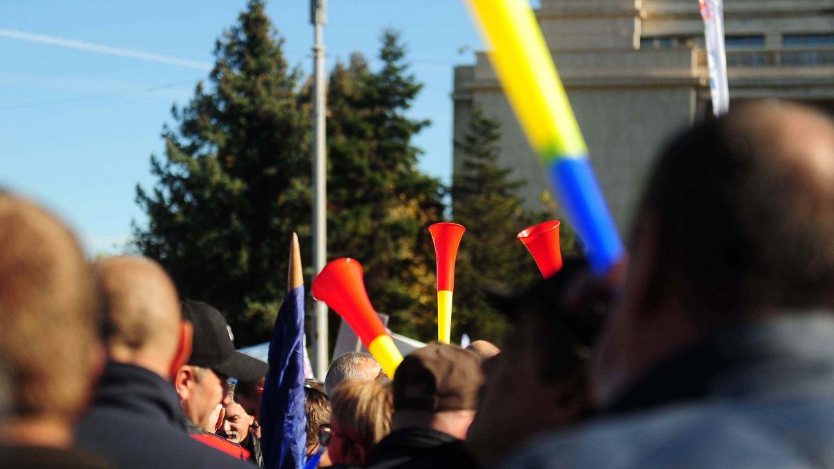 Revoltă la Apele Române: Pichetele de protest din 4 mai și implicațiile acestora