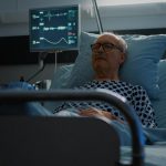 Scutecele pentru adulți: O necesitate vitală pentru pacienții imobilizați și perspectiva compensației de stat