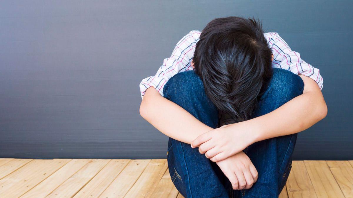Academia globală a violului: O privire detaliată asupra abuzurilor sistematice și impactului tehnologiei