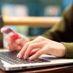 Implementarea unui sistem de raportare pentru site-uri periculoase: Provocări și perspective