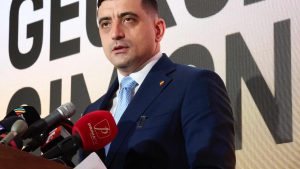 Mesajul controversat al liderului AUR: O analiză a implicațiilor politice și sociale după depunerea moțiunii de cenzură