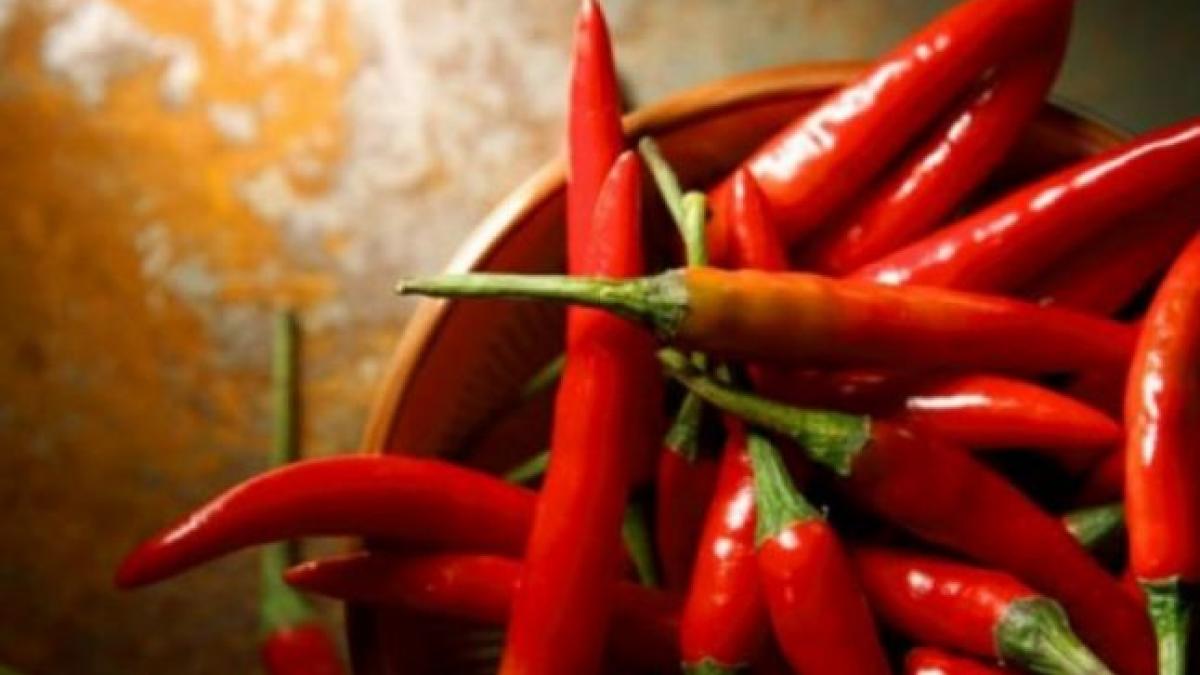 Atenție la consumul de ardei iute: Riscurile majore pentru sănătate și implicațiile acestora