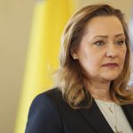 Elena Lasconi în căutarea unui consilier empatic: Context și implicații la Primăria Câmpulung