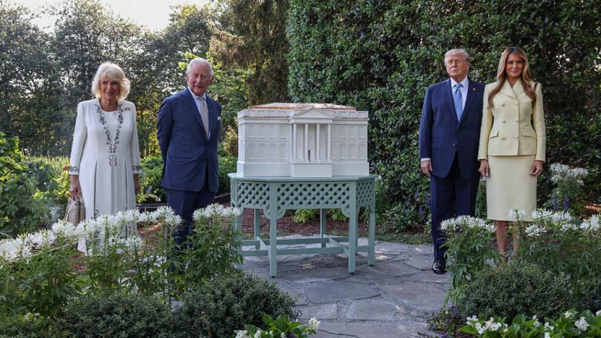 Trump și Regele Charles: O Glumă Controversată și Implicațiile Sale Politice