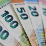 Prăbușirea leului: Cauze, implicații și perspective într-un peisaj politic instabil