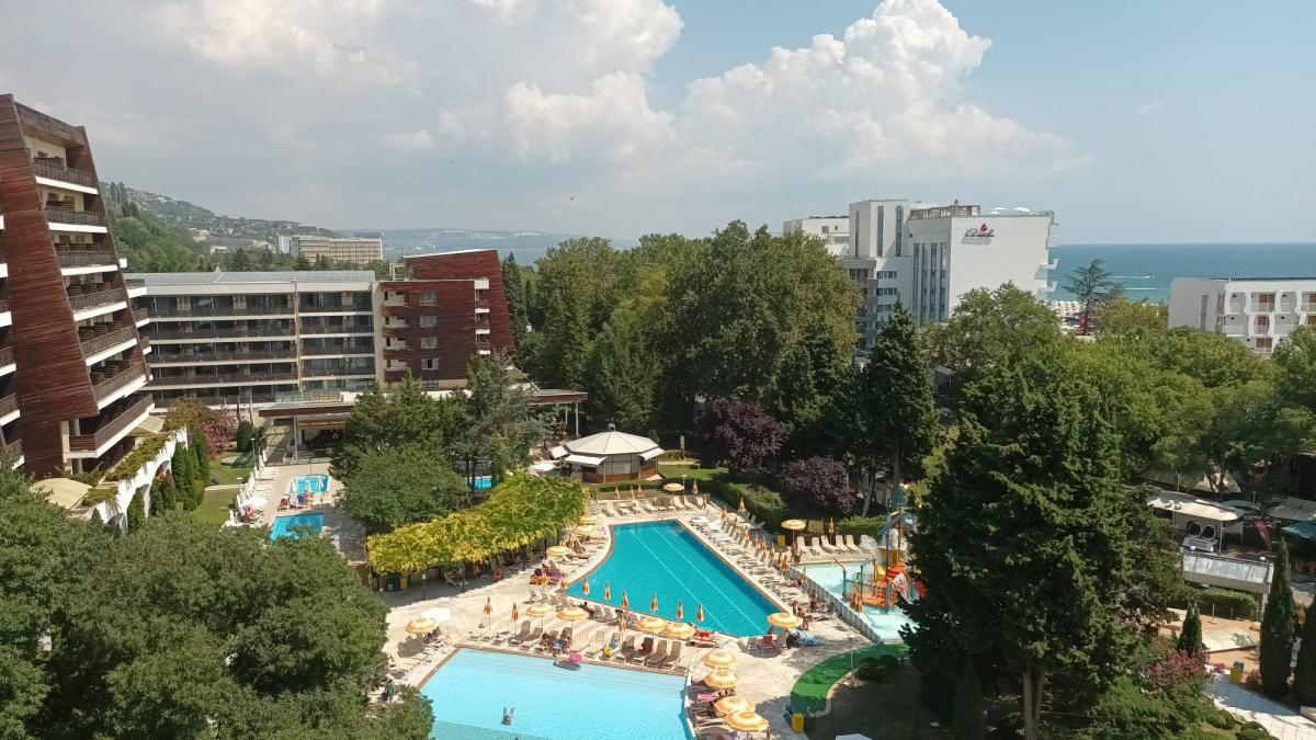 Minivacanța de 1 Mai: Rezervările Last-Minute Reflectă Tendințe În Turismul Românesc