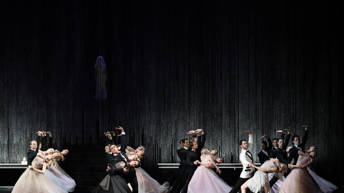 Celebrând Dansul și Emoția: Ziua Mondială a Dansului la Opera Națională București