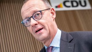 Alianța Transatlantică în Epoca Trump: O Analiză a Apărării Cancelarului Germaniei