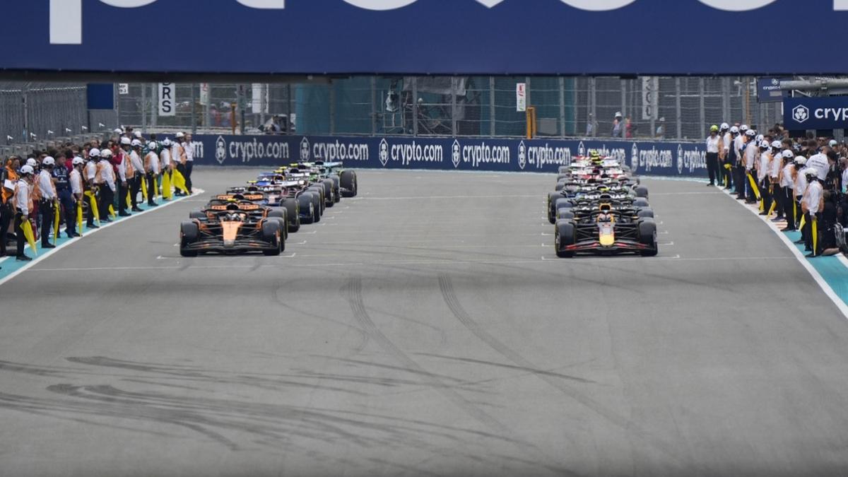 Formula 1 Întoarce Pista: Marele Premiu de la Miami și Impactul Său Asupra Sportului și Societății