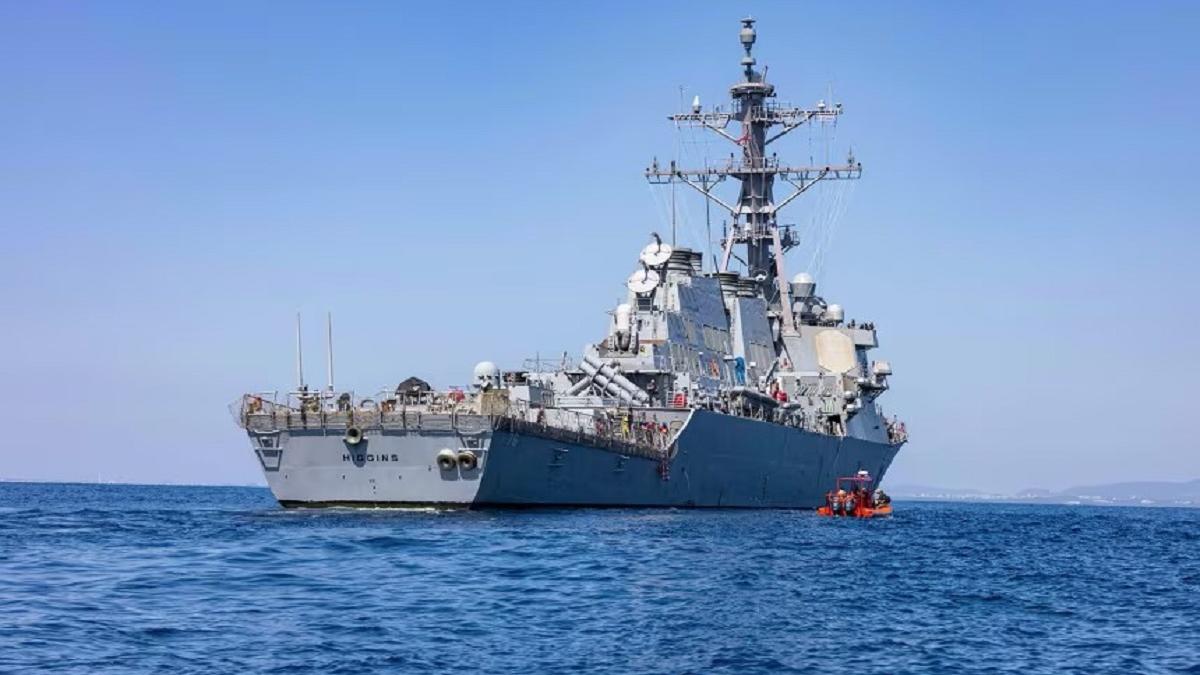 Probleme pe mare pentru USS Higgins: O analiză a incidentului și implicațiile asupra flotei americane