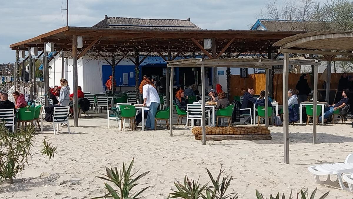 O Zi de 1 Mai Diferită: Tradiții Românești și Impactul Schimbărilor Climaterice