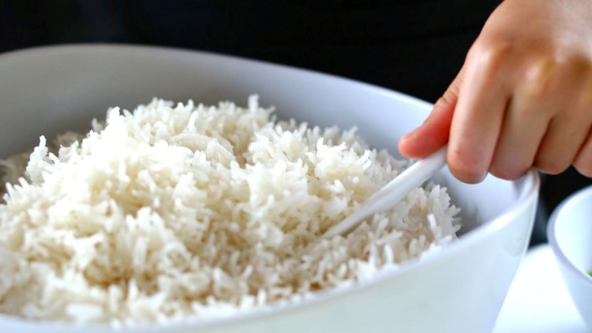 Secretul orezului perfect: Cum un simplu truc poate transforma experiența culinară