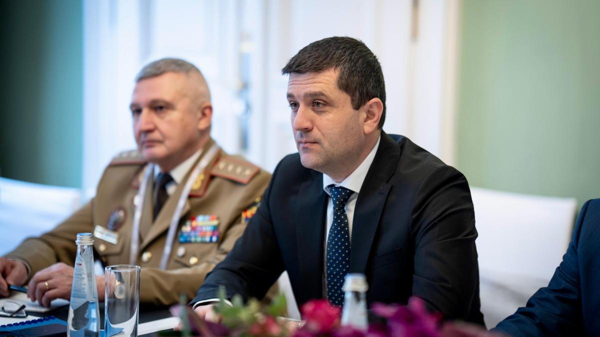 Controversa Programului SAFE: O Privire Asupra Declarațiilor lui Miruță și Implicațiile Politice