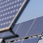 Impactul Războiului din Iran asupra Tranziției Energetice Globale: O Privire Asupra Creșterii Cererii pentru Energia Verde