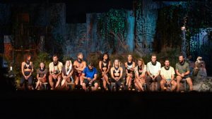 Strategii și Tensiuni în Survivor: O Seară Decisivă pentru Destinele Contestatariilor