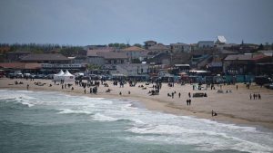 Schimbările climatice în România: De la valuri de frig la temperaturi de vară și furtuni devastatoare