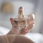 Parfumuri și Destin: Legătura dintre Data Nașterii și Aromele Care Ne Potrivește