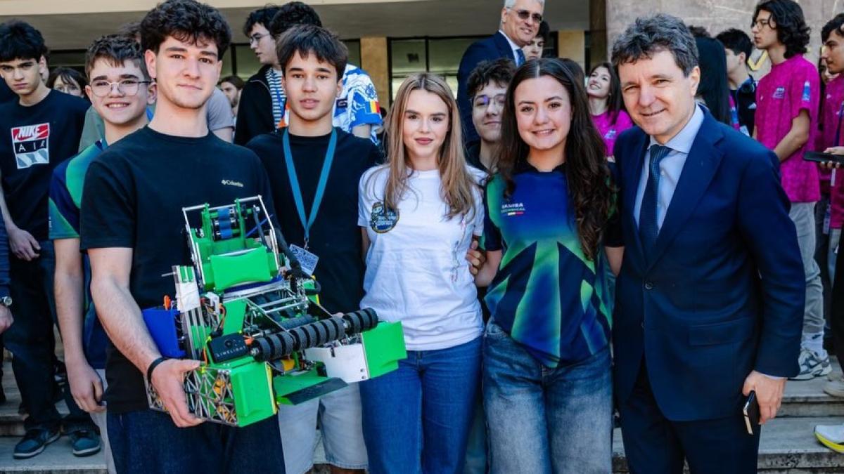 România pe Calea Succesului: Echipa Velocity din Brăila și Dominarea Robotului Mondial
