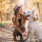Cele Patru Zodii Care Se Dovedesc a Fi Cei Mai Buni Stăpâni de Animale de Companie