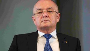 Dronă de 40.000 de euro pentru combaterea construcțiilor ilegale în Cluj-Napoca: O abordare inovatoare sau un simplu spectacol politic?