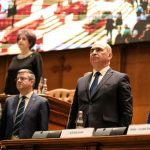 Demisia Guvernului Bolojan: Context, Implicații și Viitorul Politic al României