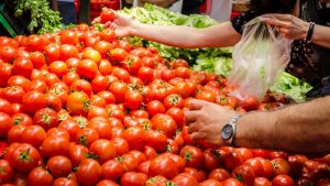 Pesticidele în Europa: O Amenințare Ascunsă pentru Sănătatea Publică