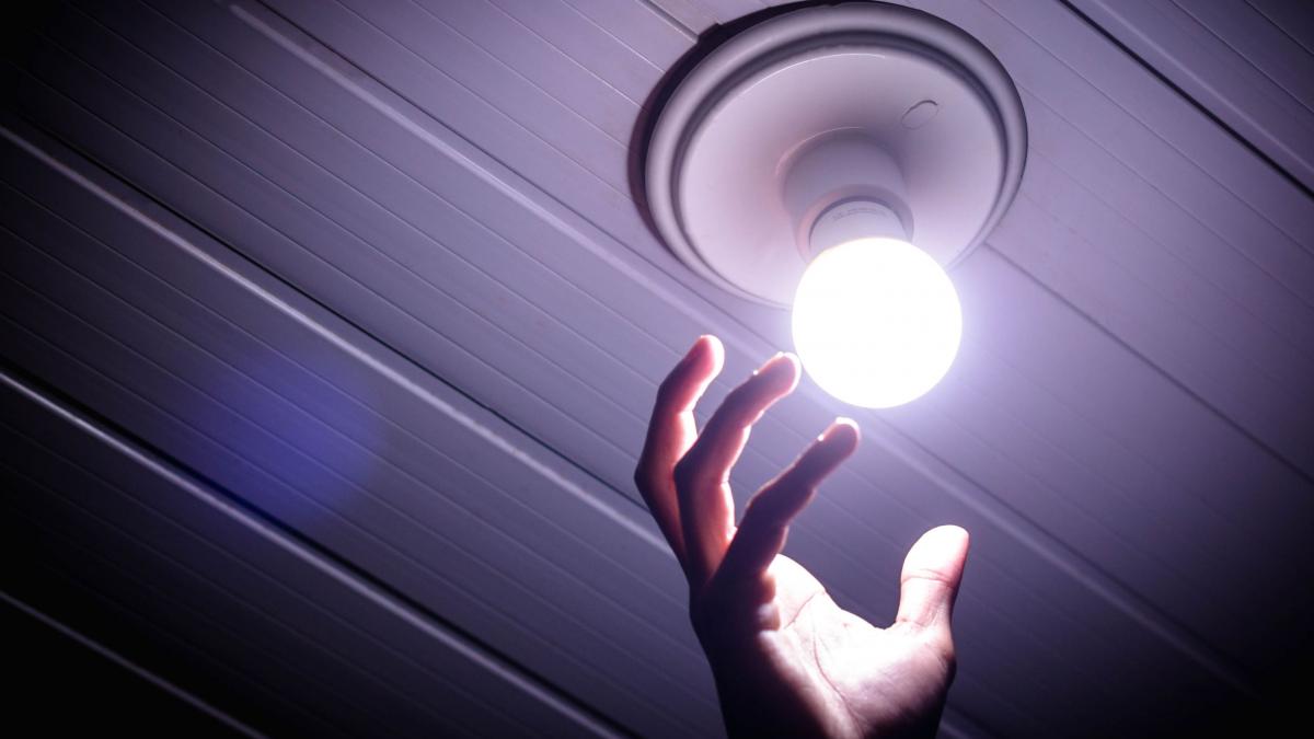 România, liderul scumpirilor la energie: analiza creșterilor alarmante și implicațiile acestora