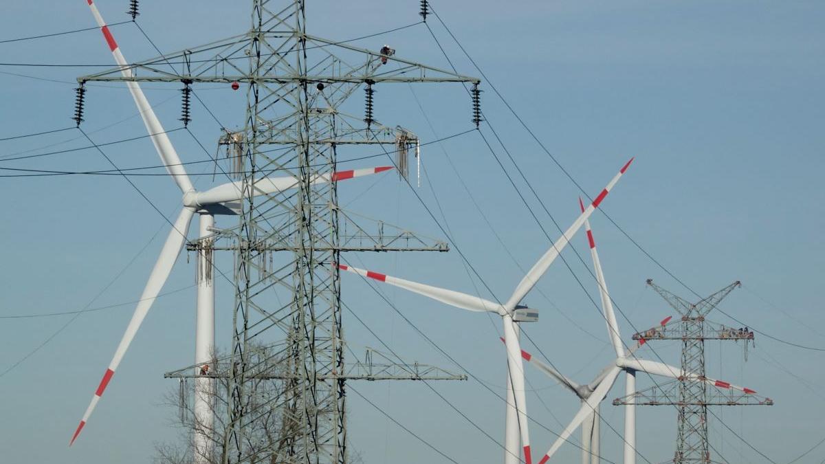 România și Provocările Energetice: O Analiză a Costurilor și Implicațiilor Sociale