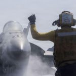 Tensiuni în Golful Oman: Incidentul dintre Armata SUA și Nava Iraniană și Implicațiile Sale Geopolitice