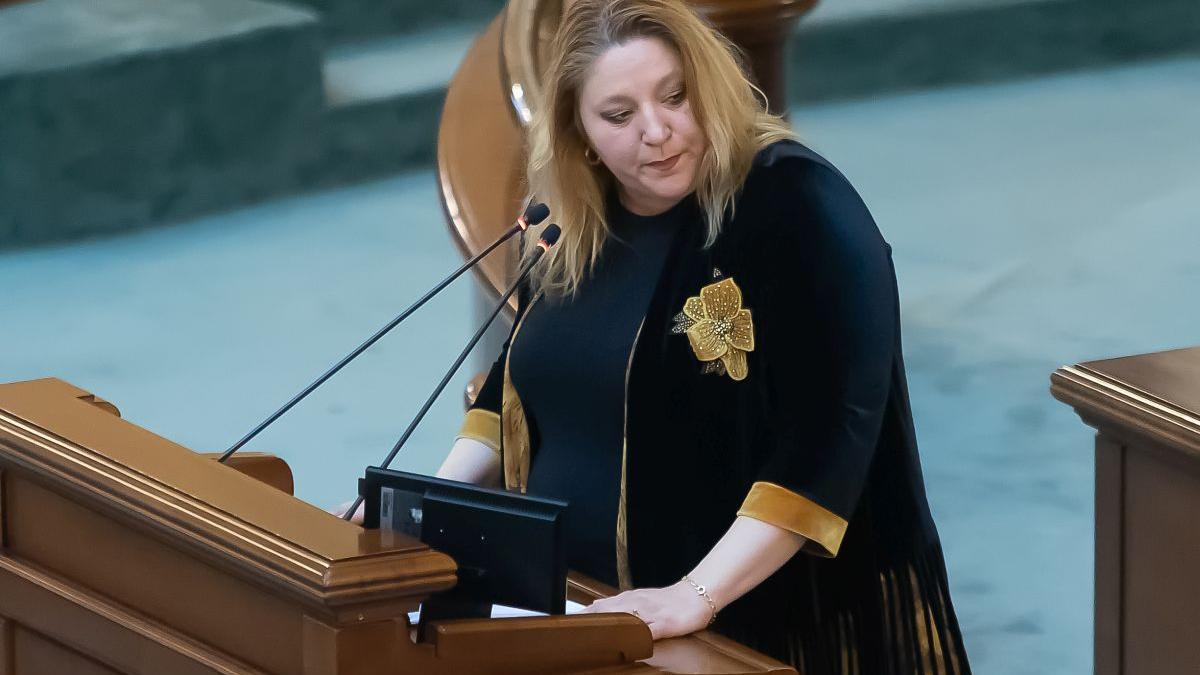 Tensiuni Politice în Capitală: Diana Șoșoacă și Provocarea Suspendării lui Nicușor Dan