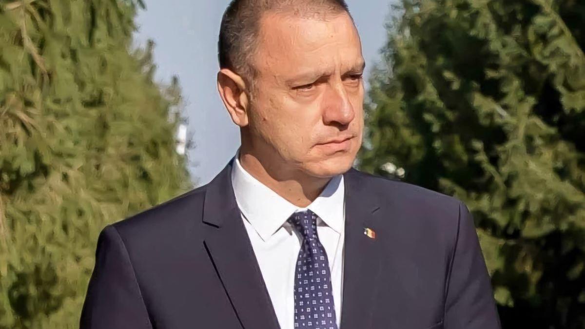 Critica lui Fifor la adresa politicilor lui Bolojan: Investiții blocate și sărăcia crescândă a populației