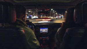 Siguranța la volan pe timp de noapte: Optimizarea sistemului de iluminat pentru o experiență de condus mai sigură