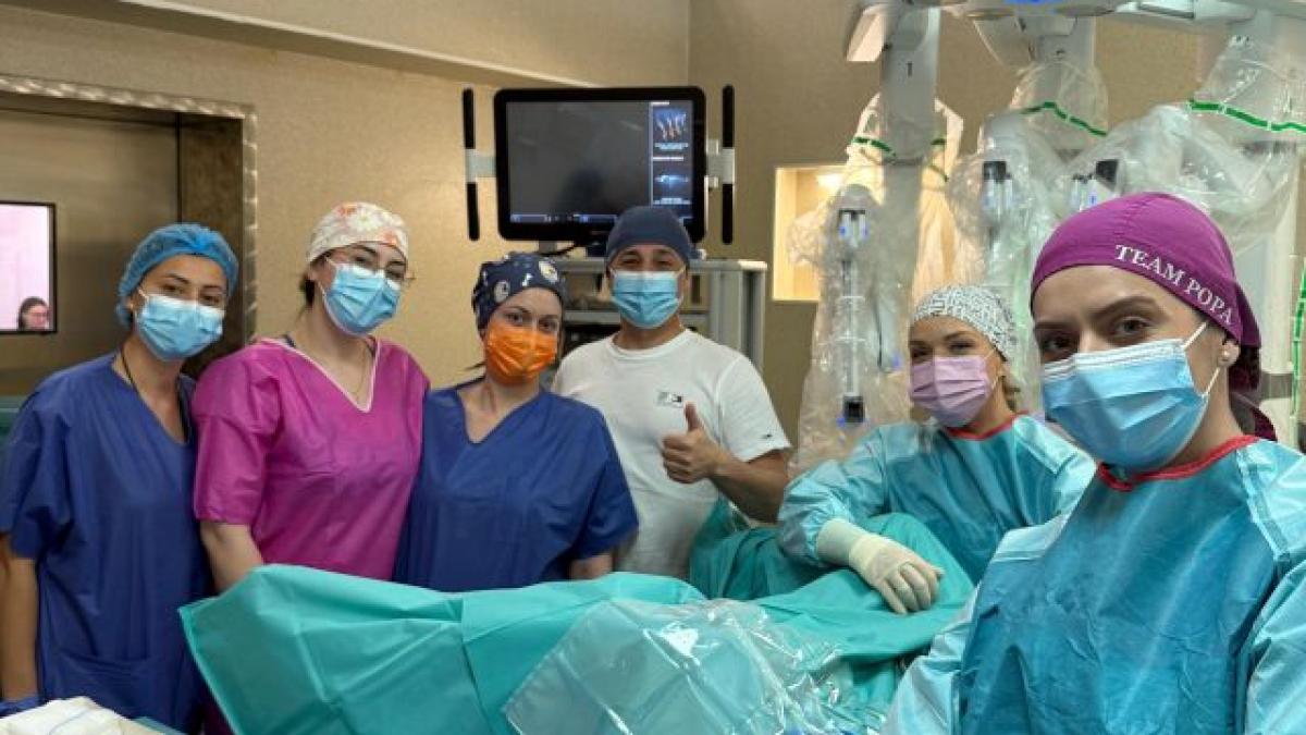 Inovația medicală la Timișoara: Robotul Da Vinci transformă chirurgia prin precizie și eficiență