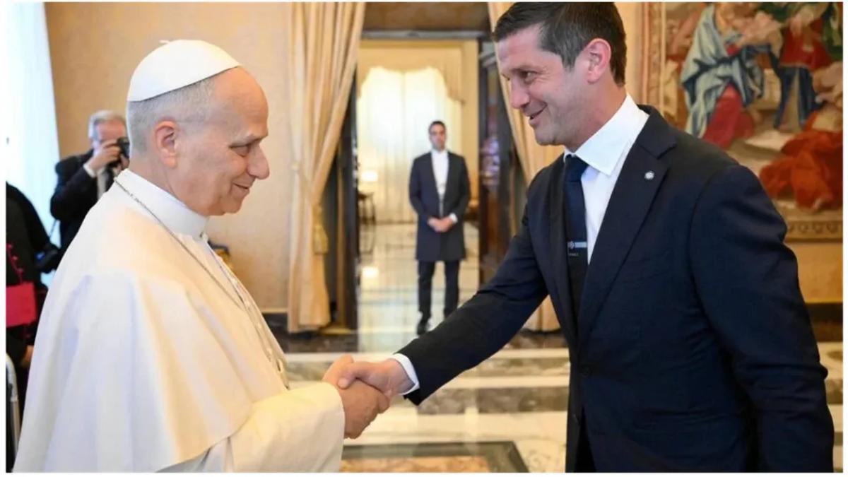 Întâlnirea simbolică dintre campionii Italiei și Papa Leon al XIV-lea: Un mesaj de unitate și speranță