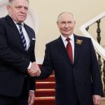 Critica cancelarului german: O analiză a vizitei lui Robert Fico la Moscova de Ziua Victoriei