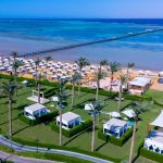 Grecia își transformă plajele: Umbrelele cu plată dispar din zonele de top pentru o vacanță accesibilă