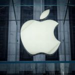Apple Deschide Noi Direcții în Era Inteligenței Artificiale: O Analiză Profundă a Deciziilor Strategice
