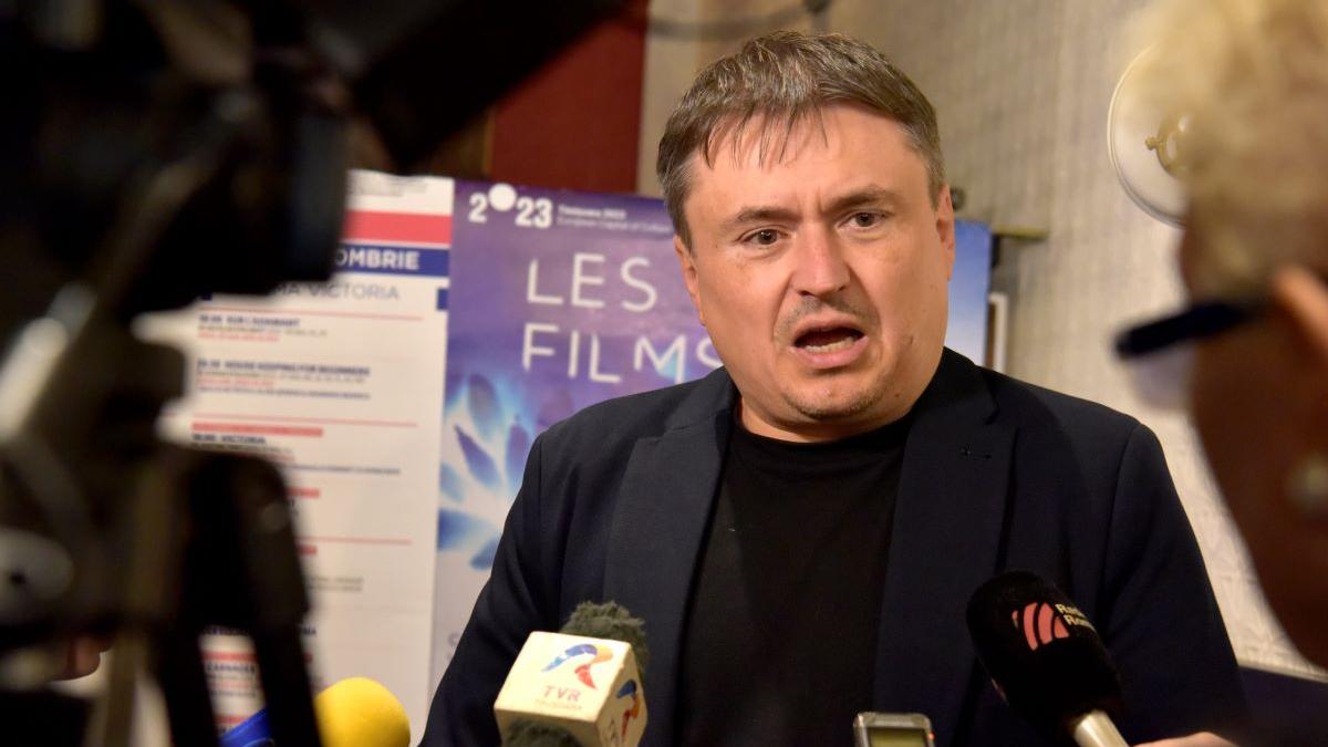 Cristian Mungiu Revine în Competitia Oficială de la Cannes cu O Poveste Despre Emigranți: O Analiză Detaliată