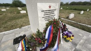 Budeștii de Călărași: O Poveste de Propagandă și Memorie în Cimitirul Sovietic