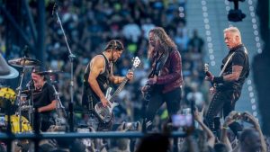 Concert Metallica pe Arena Națională: Măsuri de Securitate și Impactul Asupra Comunității