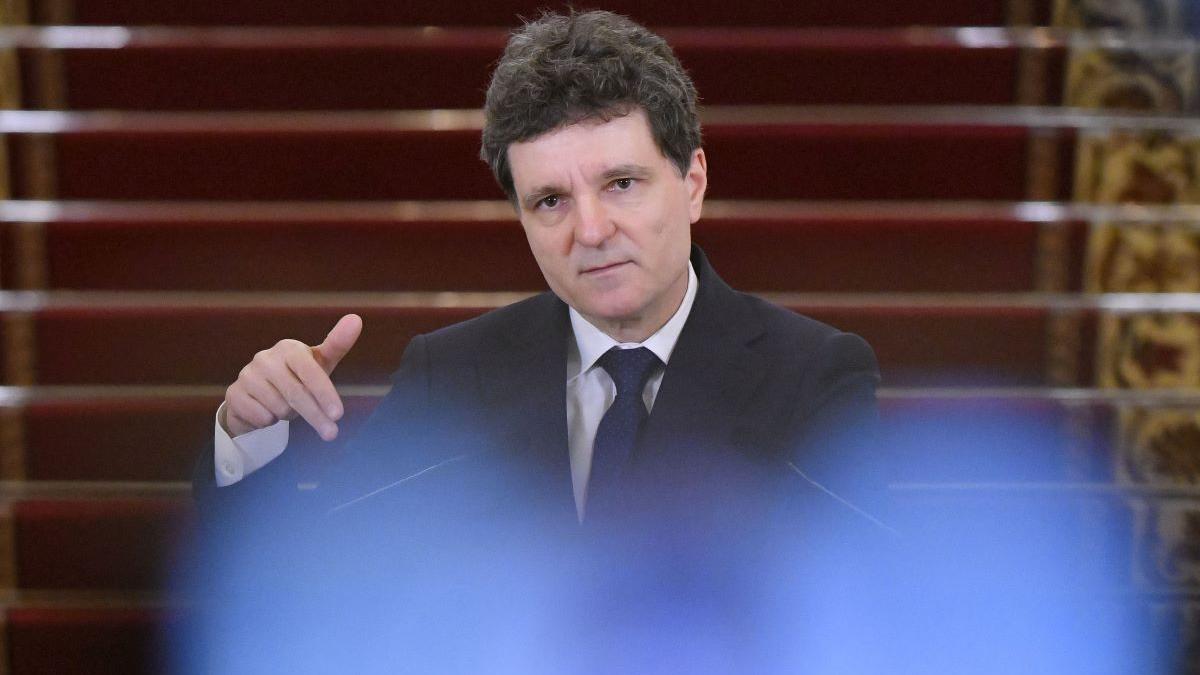 Consultări Cruciale la Palatul Cotroceni: Nicușor Dan și Provocările Formării Noului Guvern