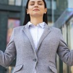 Practici spirituale moderne: Credințele care modelează comportamentele oamenilor