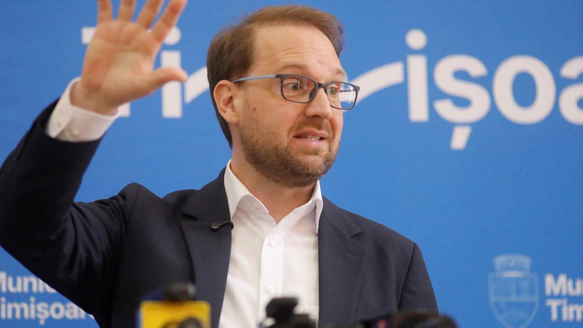 Dominic Fritz și Desființarea Planului unei Noi Majorități: Context, Implicații și Perspective