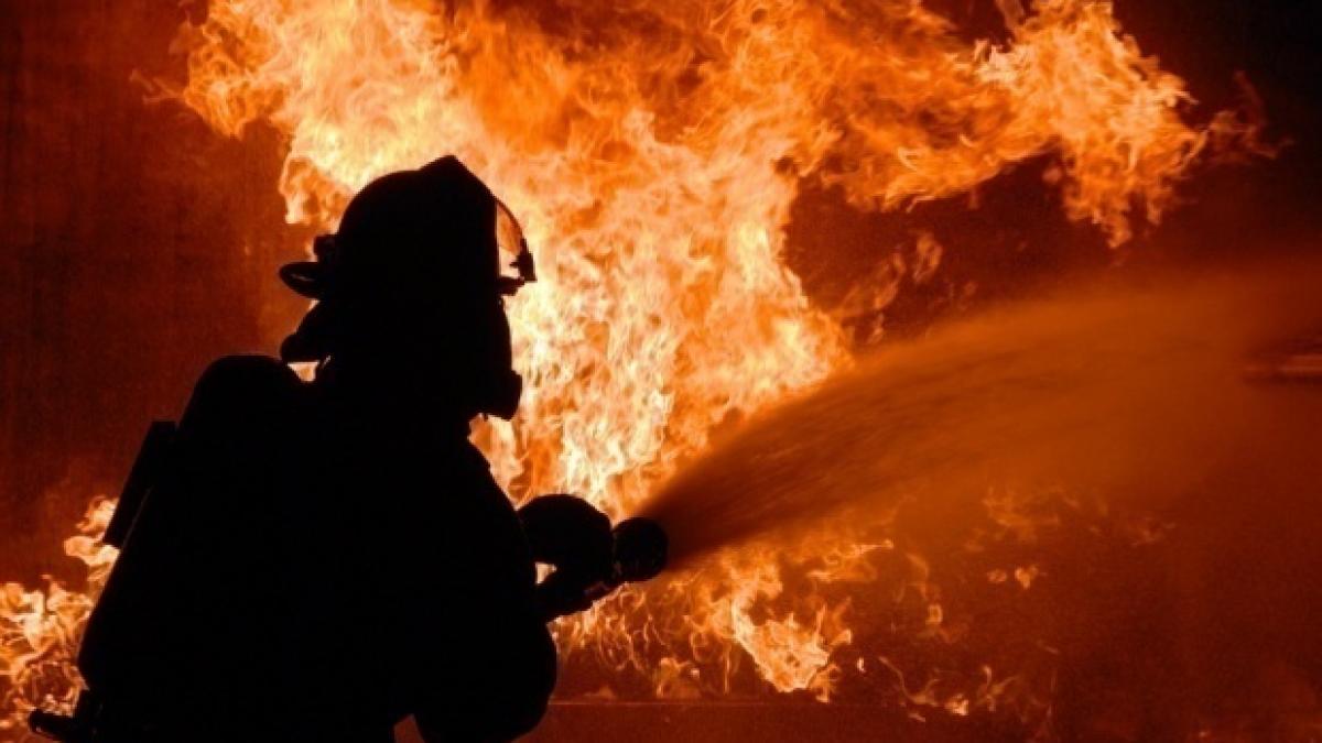 Tragedie într-o locuință din Buzău: Explozia care a lăsat o comunitate în stare de șoc